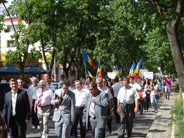 Marşul Învierii 2013 la Hunedoara