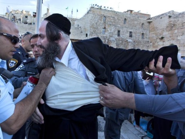 ISRAEL: Conflicte la Zidul Plângerii