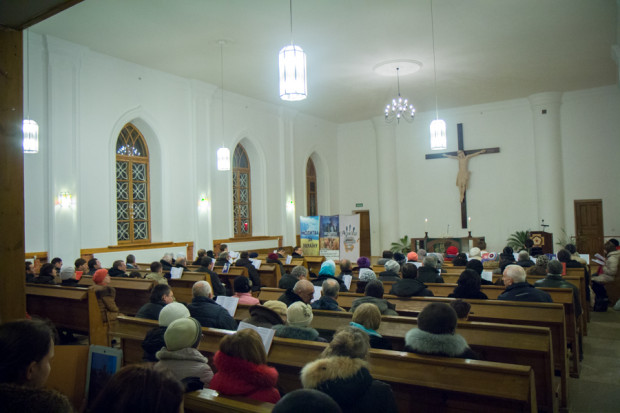 Biserica Luterană din Dnepropetrovsc a chemat confesiunile Evanghelice la rugăciune pentru Ucraina