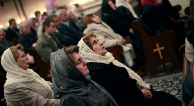 Opt creştini arestaţi şi bătuţi în Karaj, Iran