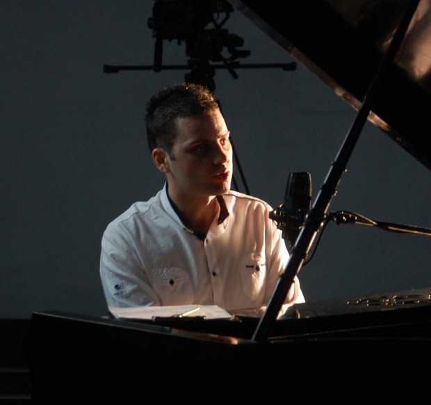 Lansare album „Purtat de val” – Daniel OLCEAN