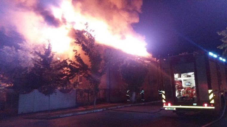 Biserica Baptistă din Calafat a ars într-un incendiu