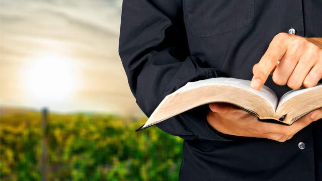 Majoritatea pastorilor evită să vorbească despre avort, homosexualitate și libertate religioasă, conform unui sondaj Pew