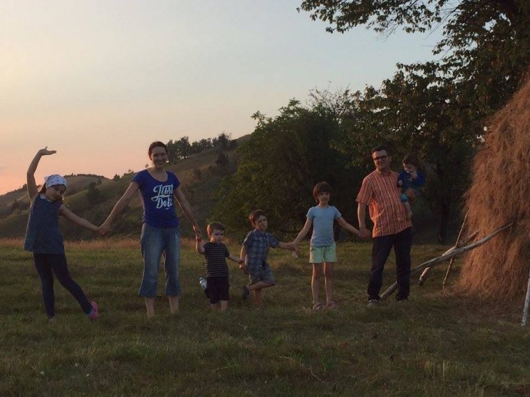 Familia Bodnariu a decis să se stabilească în România
