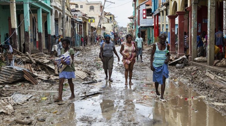 Creștinii din Haiti sunt mulțumitori Domnului, în ciuda devastării produse de uragan