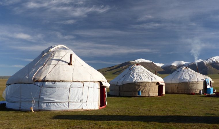 Kyrgyzstan: Unei creștine convertite de la islam nu i se permite să înmormânteze trupul mamei ei