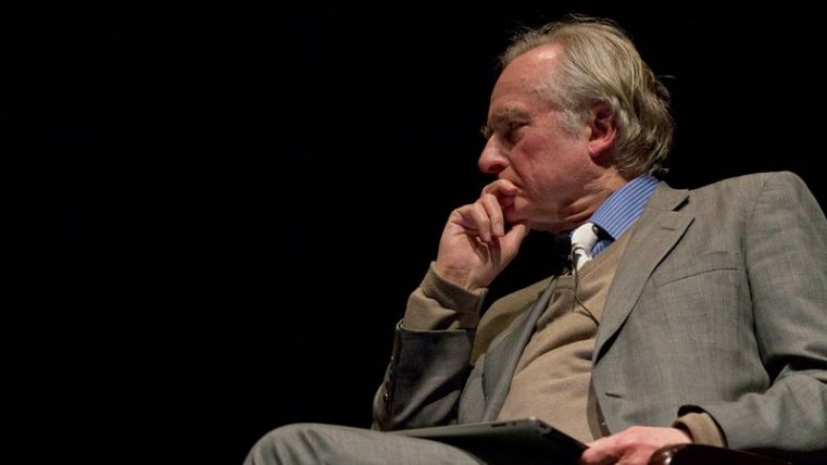 Oamenii de știință britanici cred că Richard Dawkins falsifică știința