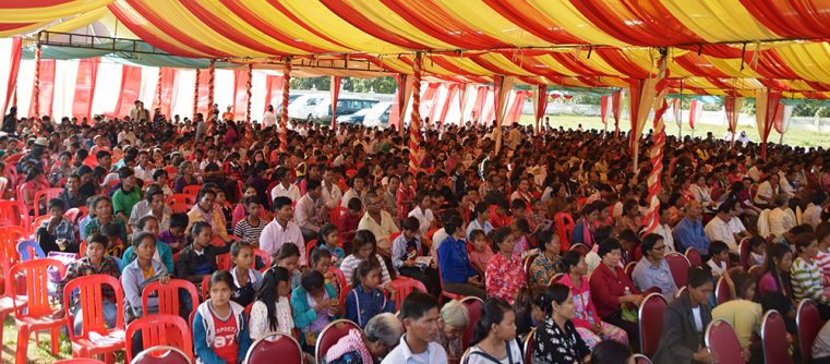CAMBODGIA: 3500 de persoane au participat la primul concert evanghelistic organizat de misionarii români