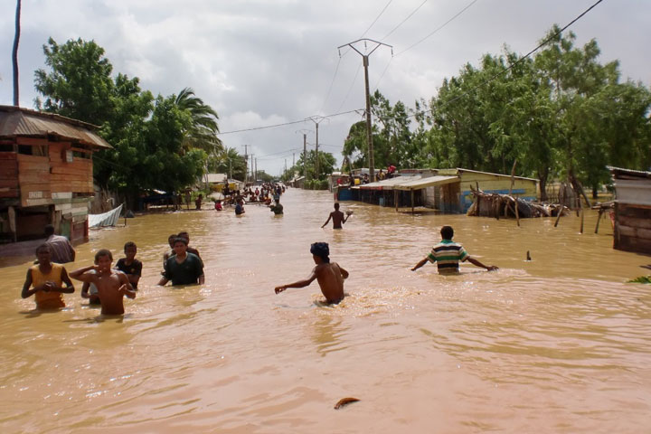 Bucurii și frământări în mijlocul Ciclonului Enawo – Scrisoare din Madagascar – martie 2017