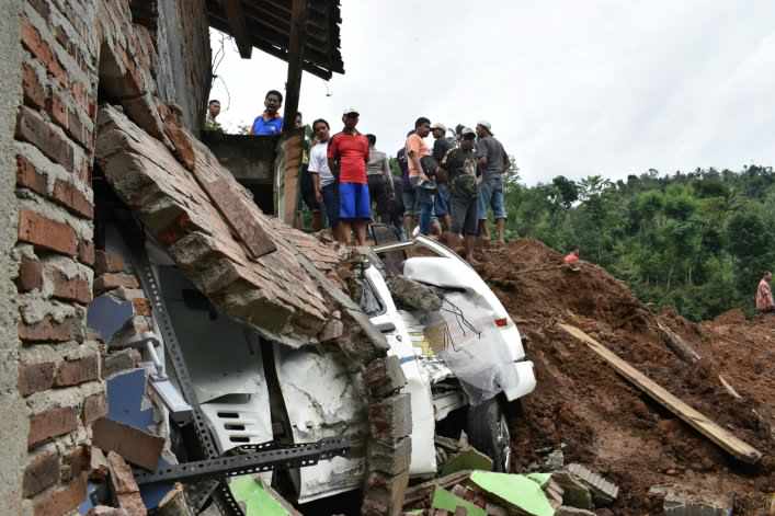 Tragedie în Columbia, peste 250 de morți în urma inundațiilor și alunecărilor de teren