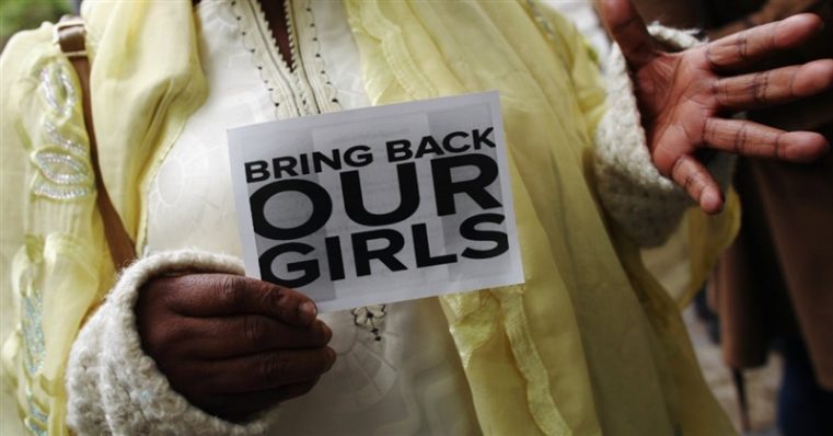 Nigeria: Organizaţia teroristă Boko Haram a eliberat 82 de adolescente pe care le ţinea ostatece