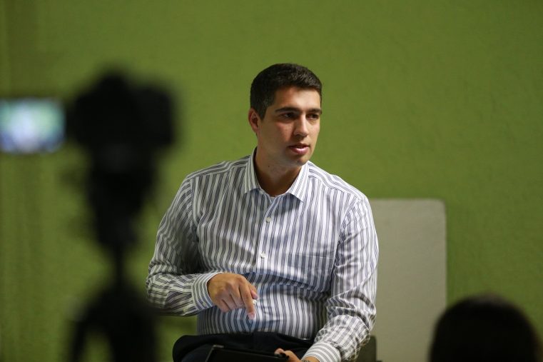 Vlad Crîznic va conferenția la Freilassing, Germania