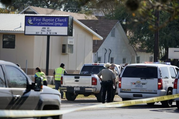 Atac soldat cu morţi asupra unei biserici baptiste din Texas, SUA