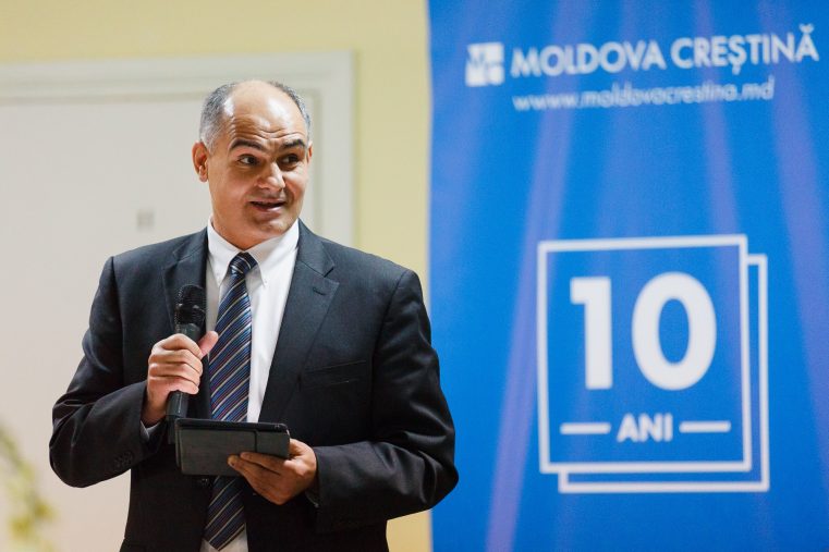 Vasile Filat: “Crăciunul este sărbătoarea mântuirii noastre”