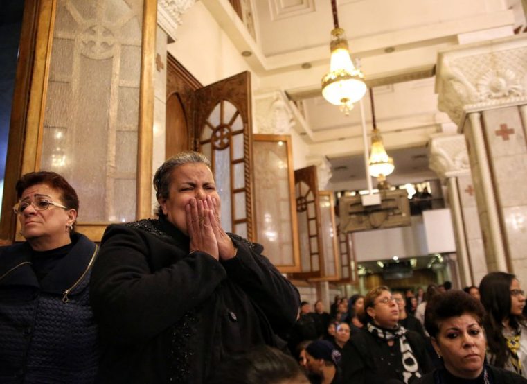 Şapte persoane au murit într-un atentat asupra unei biserici la sud de Cairo, Egipt