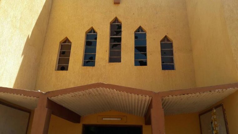 Kenya – biserică atacată de tineri musulmani după arestarea unui lider religios islamic