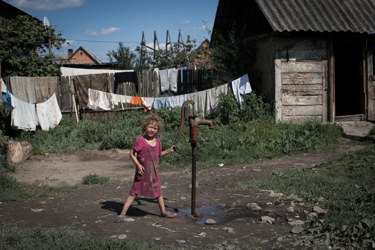 Misiune printre „Românii de Niciunde“ la poalele munților Carpați, Ucraina