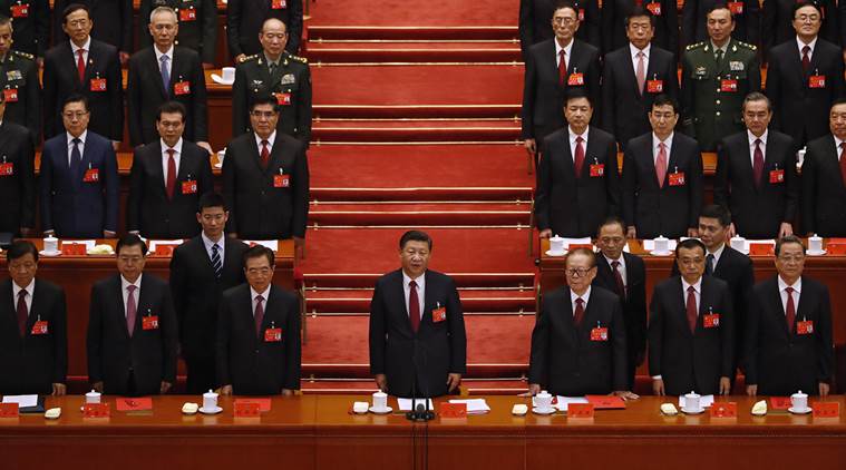 China încercă să “rescrie Biblia” și să forțeze Bisericile să cânte imnuri comuniste