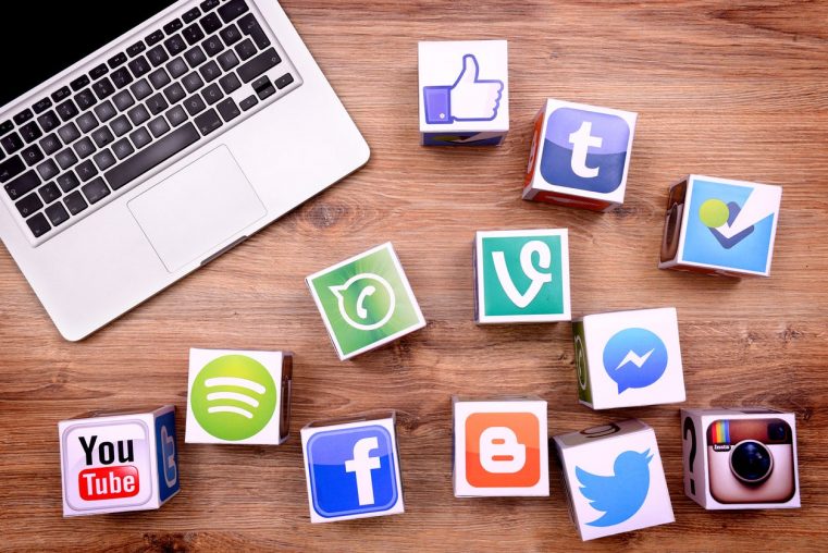 Ghidul creştinului pentru utilizarea reţelelor sociale