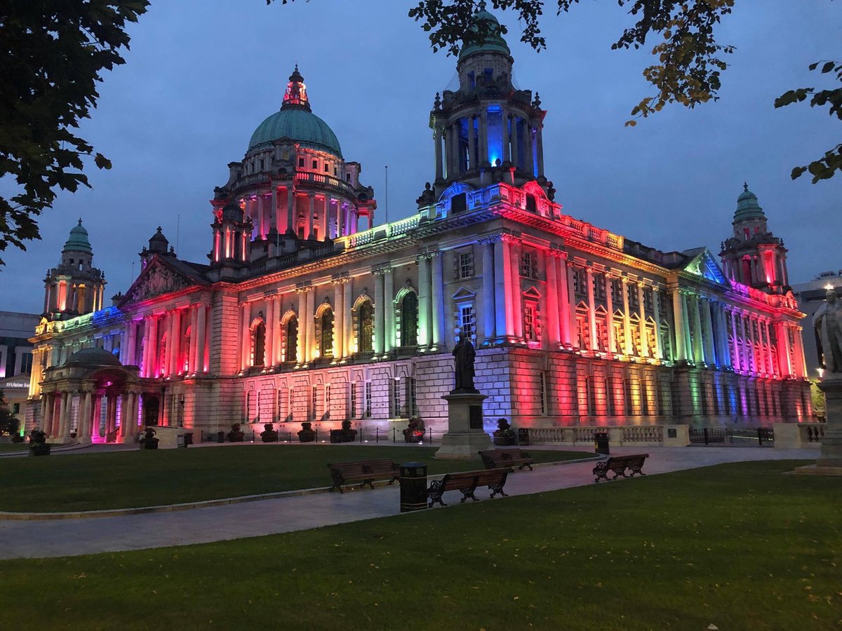 Irlanda de Nord va proteja libertatea religioasă a celor care se opun căsătoriilor între persoane de același sex