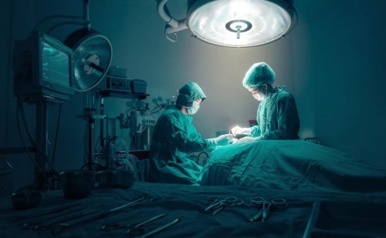 Ontario – Canada: Intervenții chirurgicale în cazuri de cancer sau probleme cardiace sunt amânate, avorturi se fac în continuare