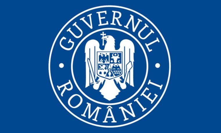 Primele slujbe în interiorul locașurilor de cult ar putea avea loc începând de duminică