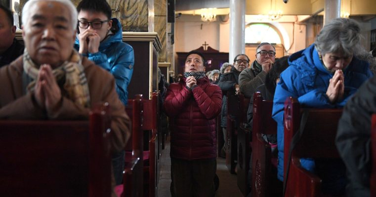 Guvernul Comunist Chinez interzice înmormântările creștine: „China este o țară atee!”