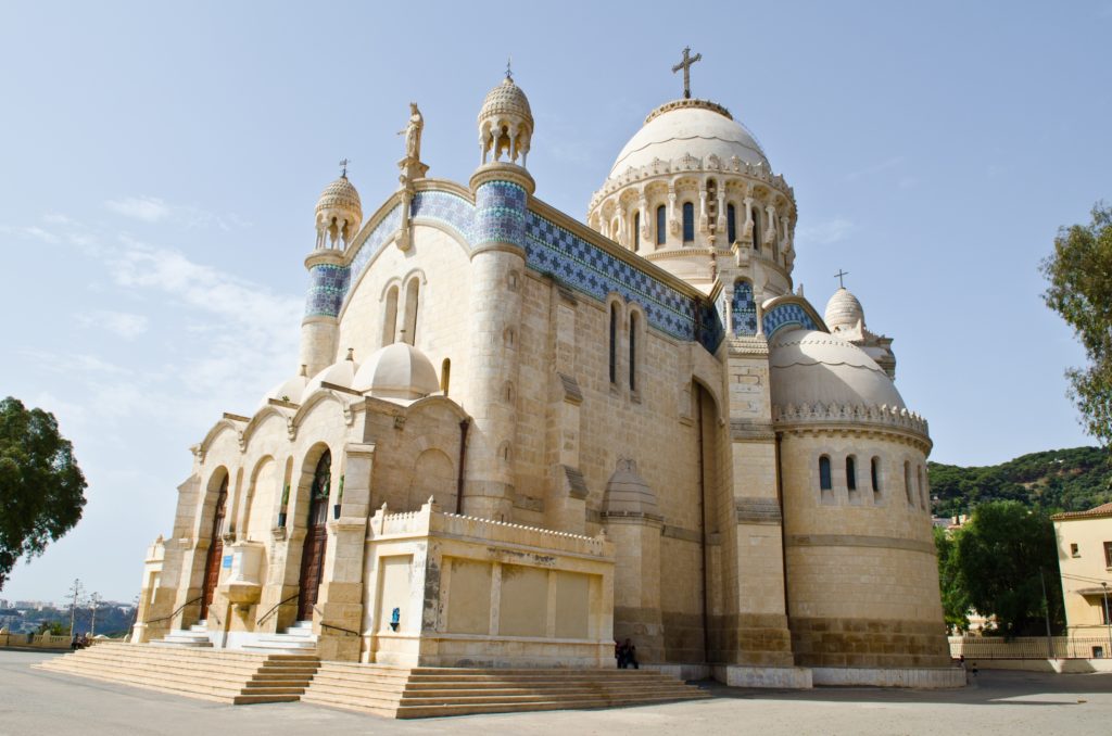 ALGERIA Trei biserici au fost forțate din nou să se închidă