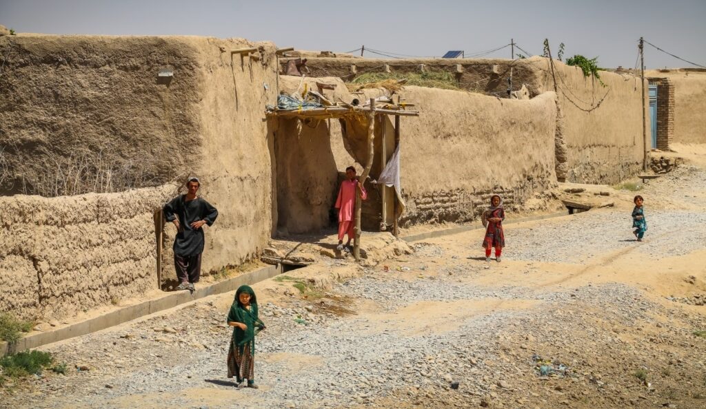Femeie creștină care a fugit din Afganistan, în pericol de a fi forțată să întoarcă după ce viza ei expiră