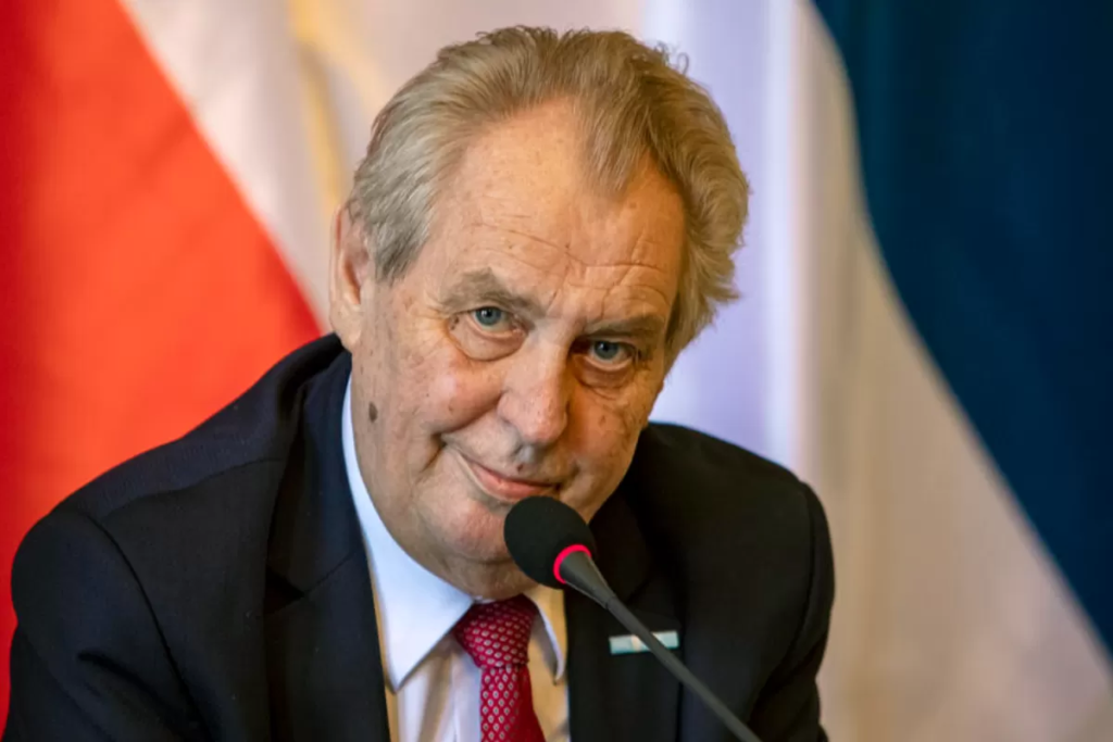 Președintele ceh Milos Zeman spune că nu va promulga legea privind căsătoriile între persoane de același sex