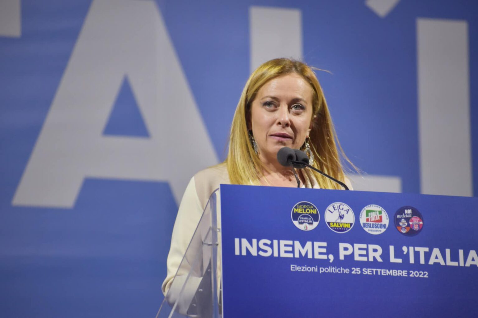 Coaliție conservatoare câștigă alegerile în Italia