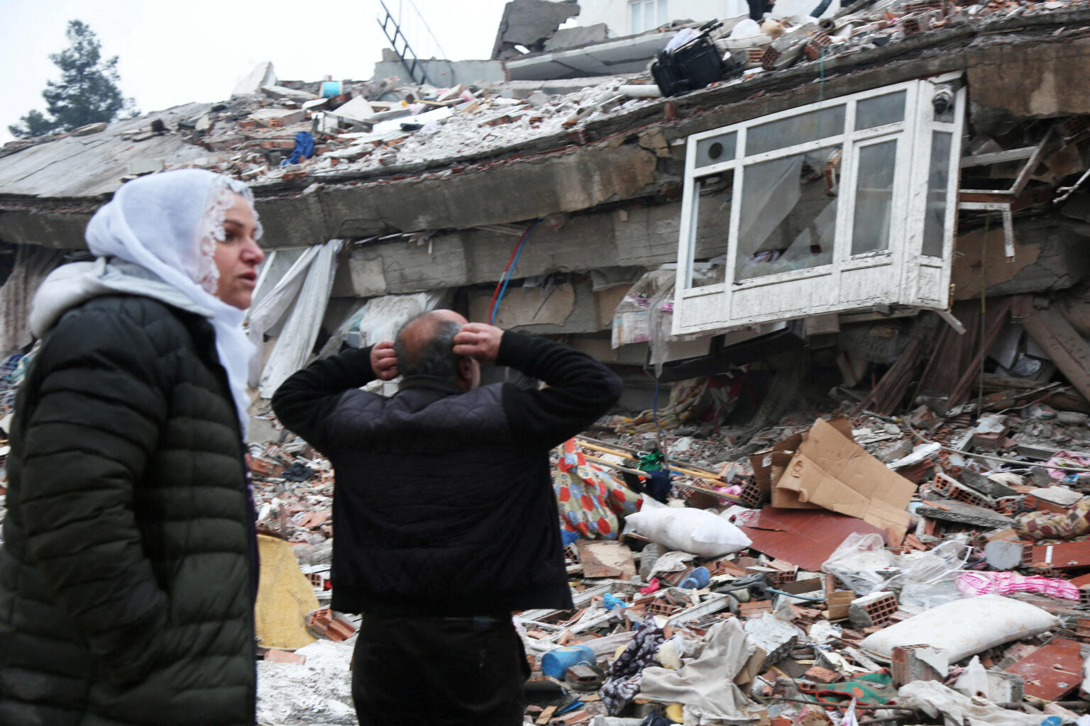 Numărul victimelor în urma cutremurului devastator din Turcia și Siria a depășit 19.000