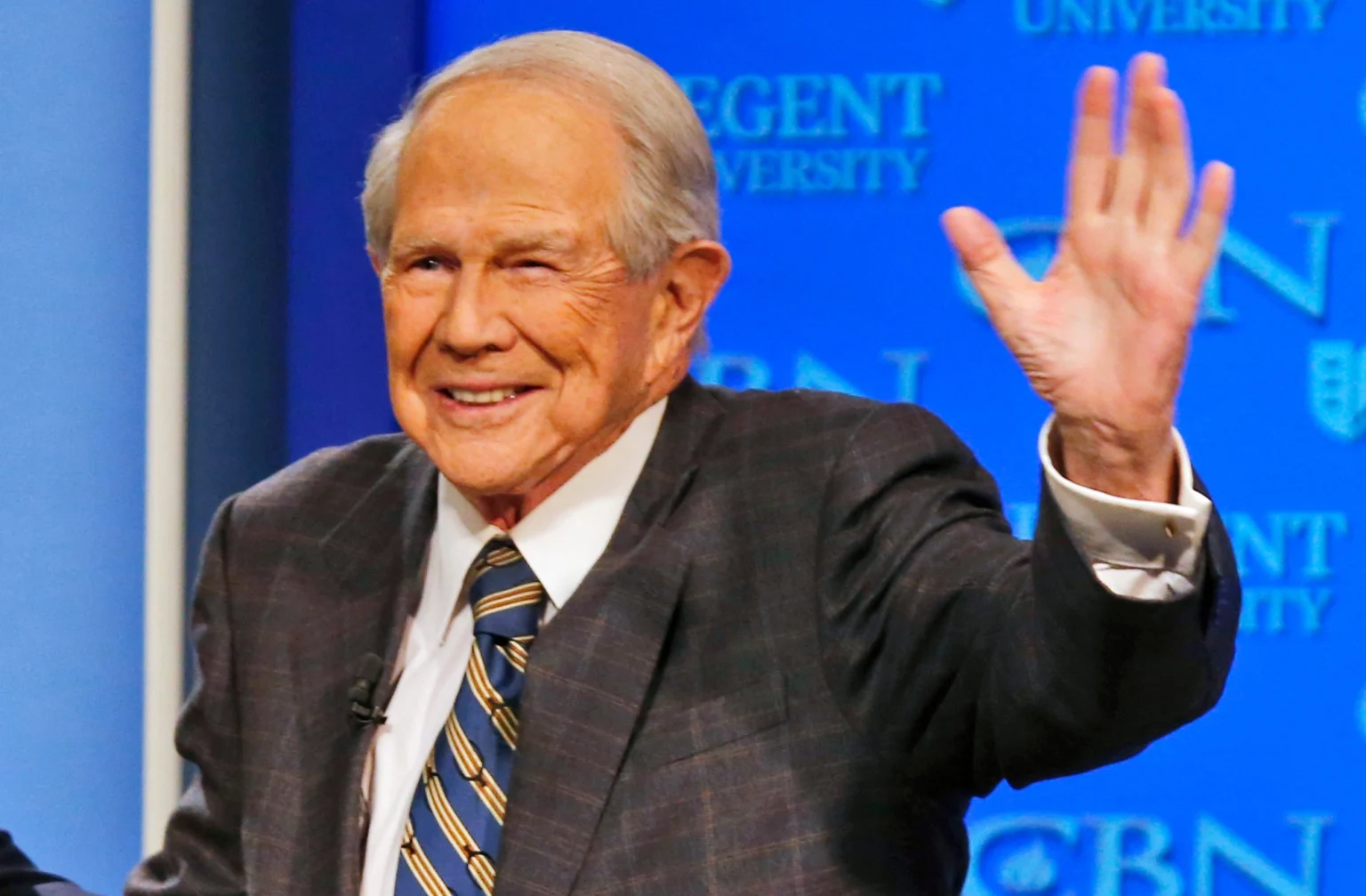 Pat Robertson a plecat în veșnicie