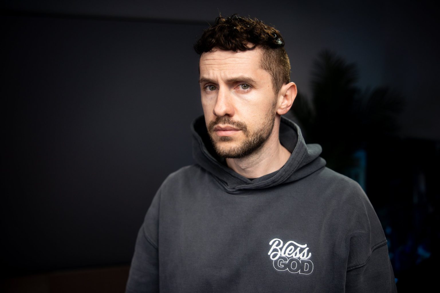 Un fost ateu a devenit influencer creștin și inspiră o nouă generație la credința în Hristos