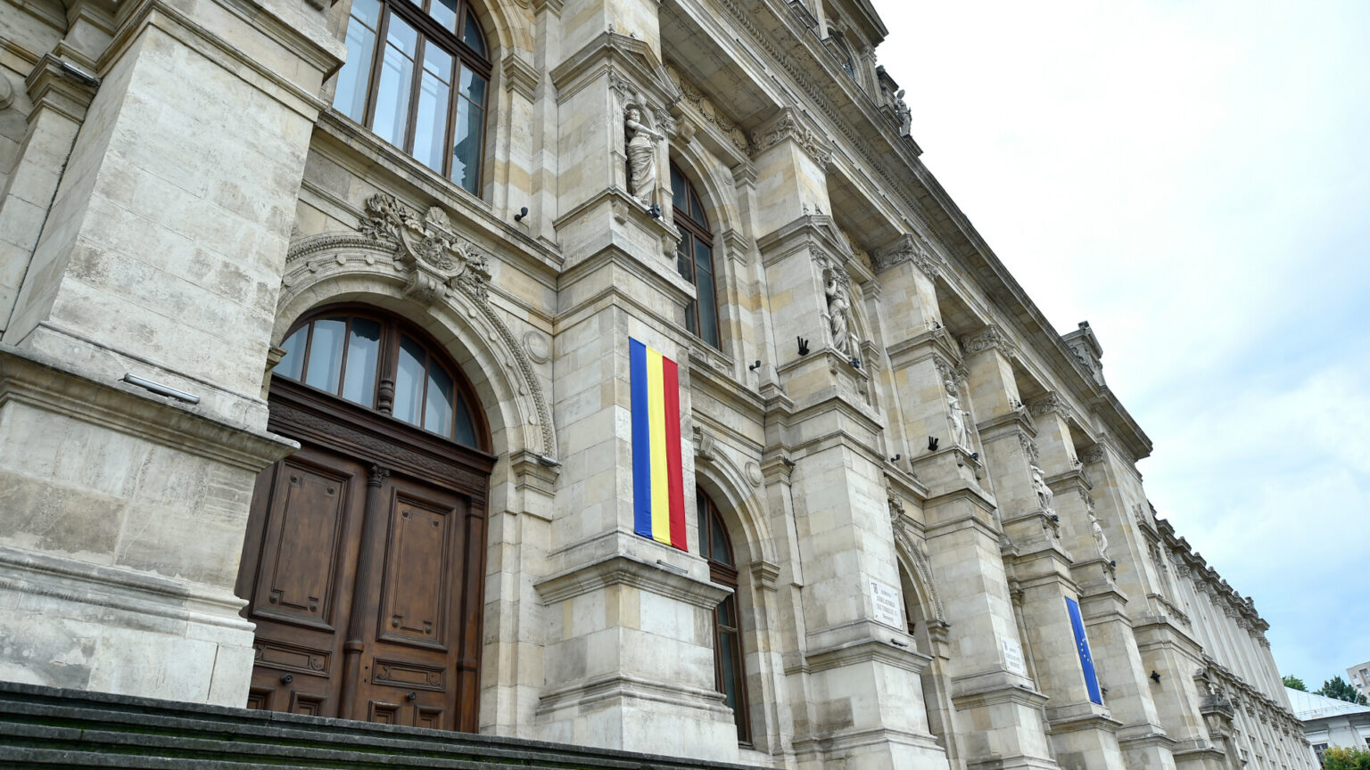 OCDL: Libertatea de conștiință pe masa judecătorilor de la Curea de Apel București