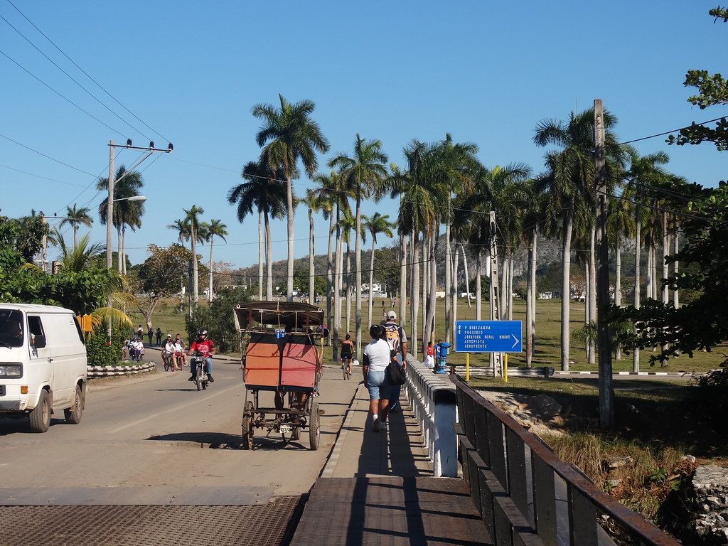 Cuba: Un pastor și soția lui reținuți și acuzați după ce și-au invocat credința la tribunal