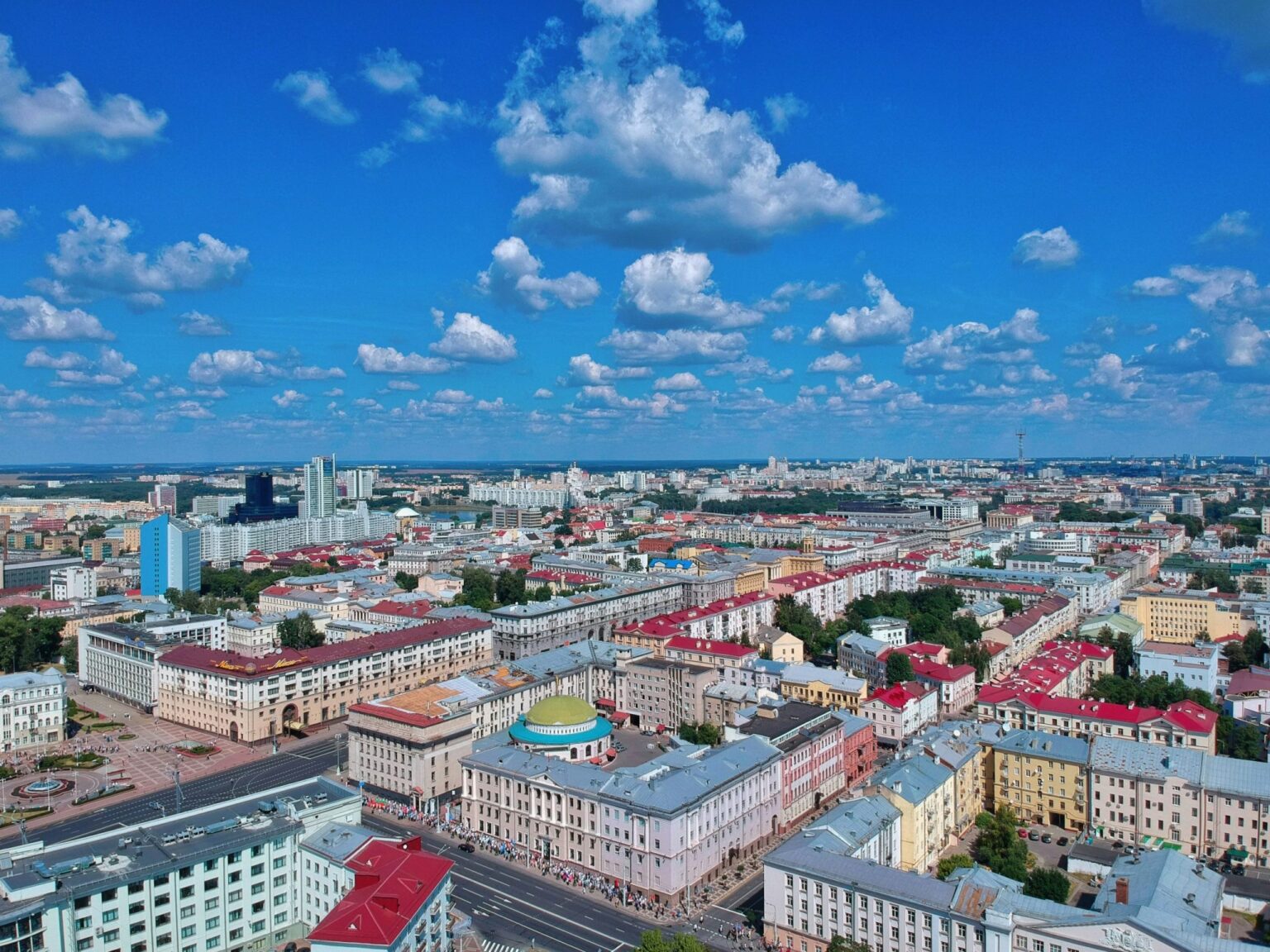 „Vom continua lucrarea!” Pastori din Belarus rămân credincioși în ciuda greutăților severe