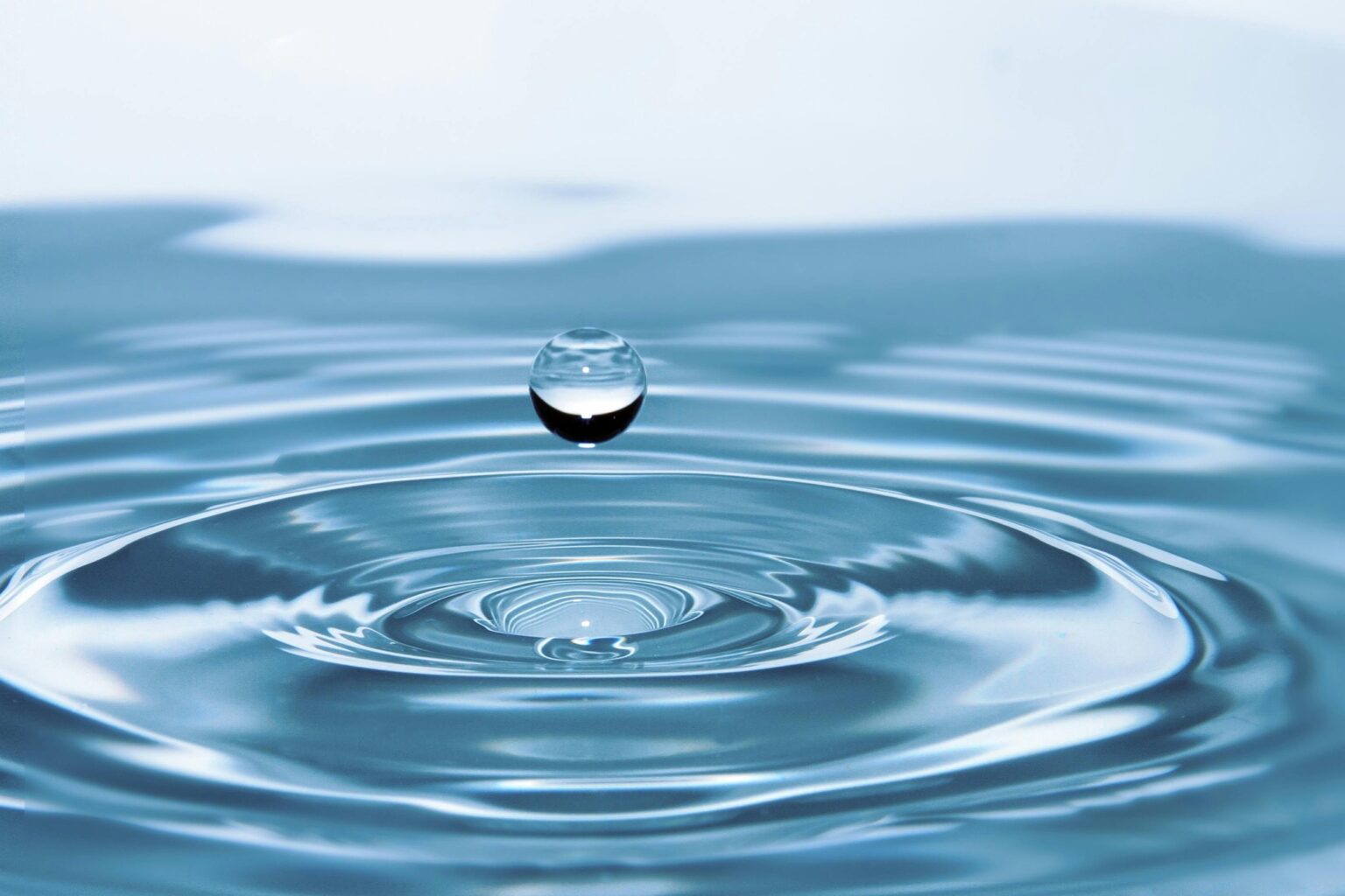 IONEL TUȚAC: Premieră în mediul evanghelic: botezul prin picurare !?